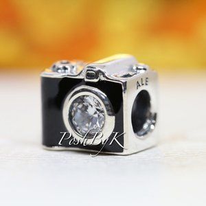 Pandora Sentimental Snapshots Charm 791709CZ